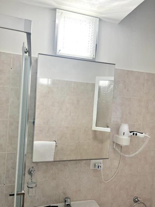 Hotel Virginia Apartaments - Stazione Termini Rome Luaran gambar